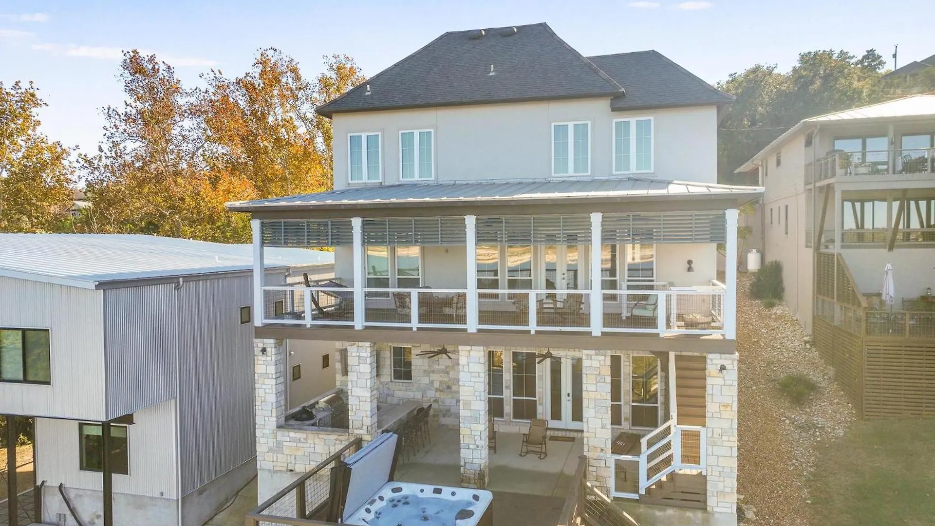 Lakeside Dreamhouse بيت للعطل *