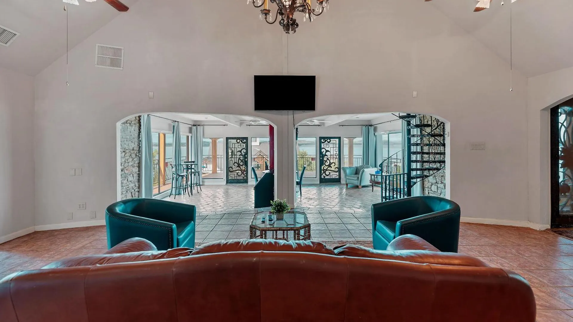 Hacienda Vista *