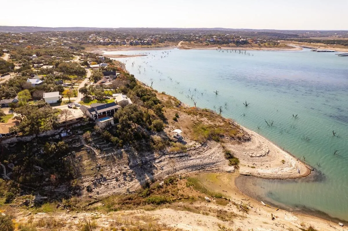 Serenity Point On Canyon Lake-lakefront-pool-fire Pit-pool Table Holiday home Canyon Lake