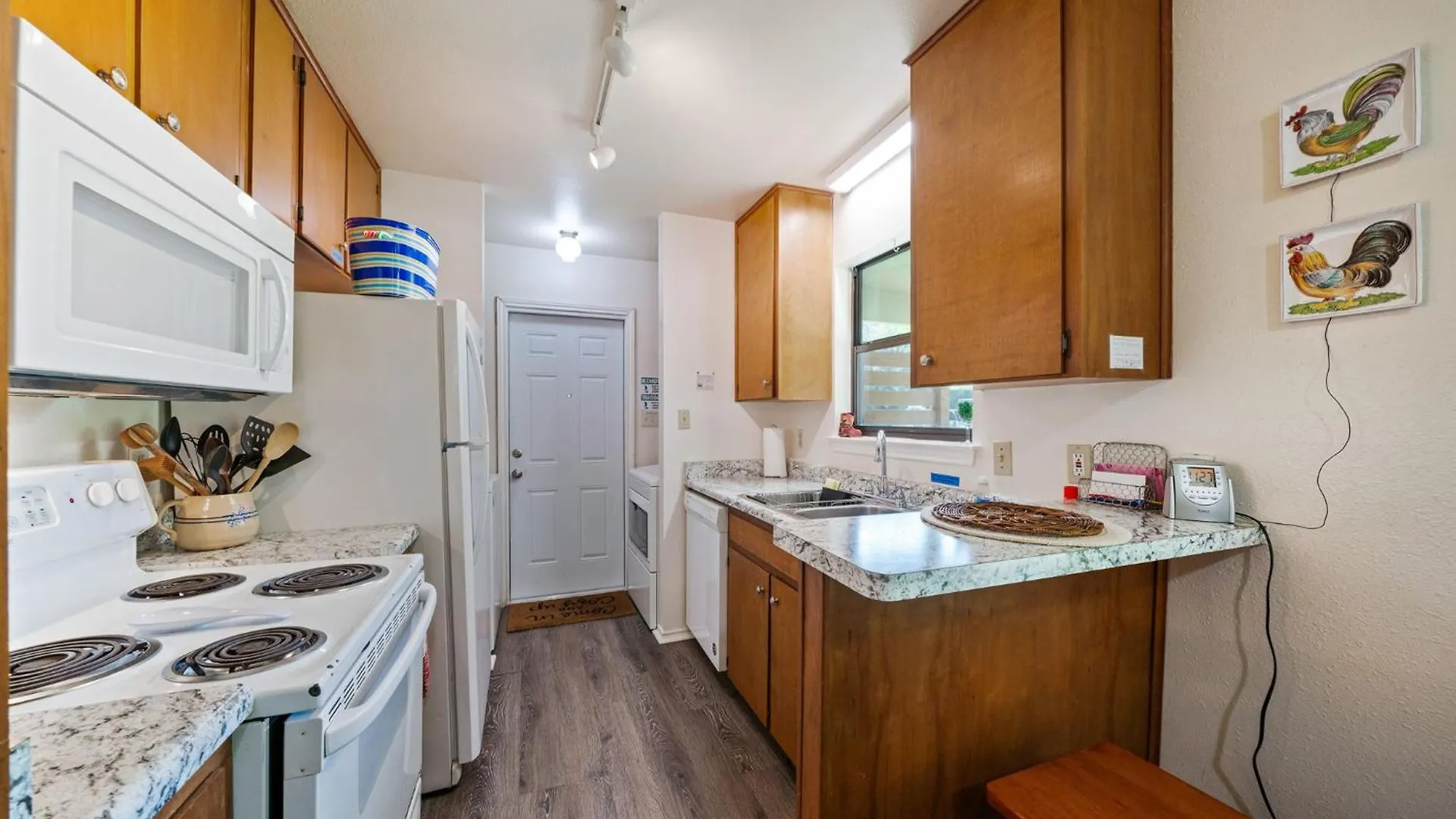 Hill Country Casita 3 Minutes From Guadalupe River & Canyon 峡谷湖