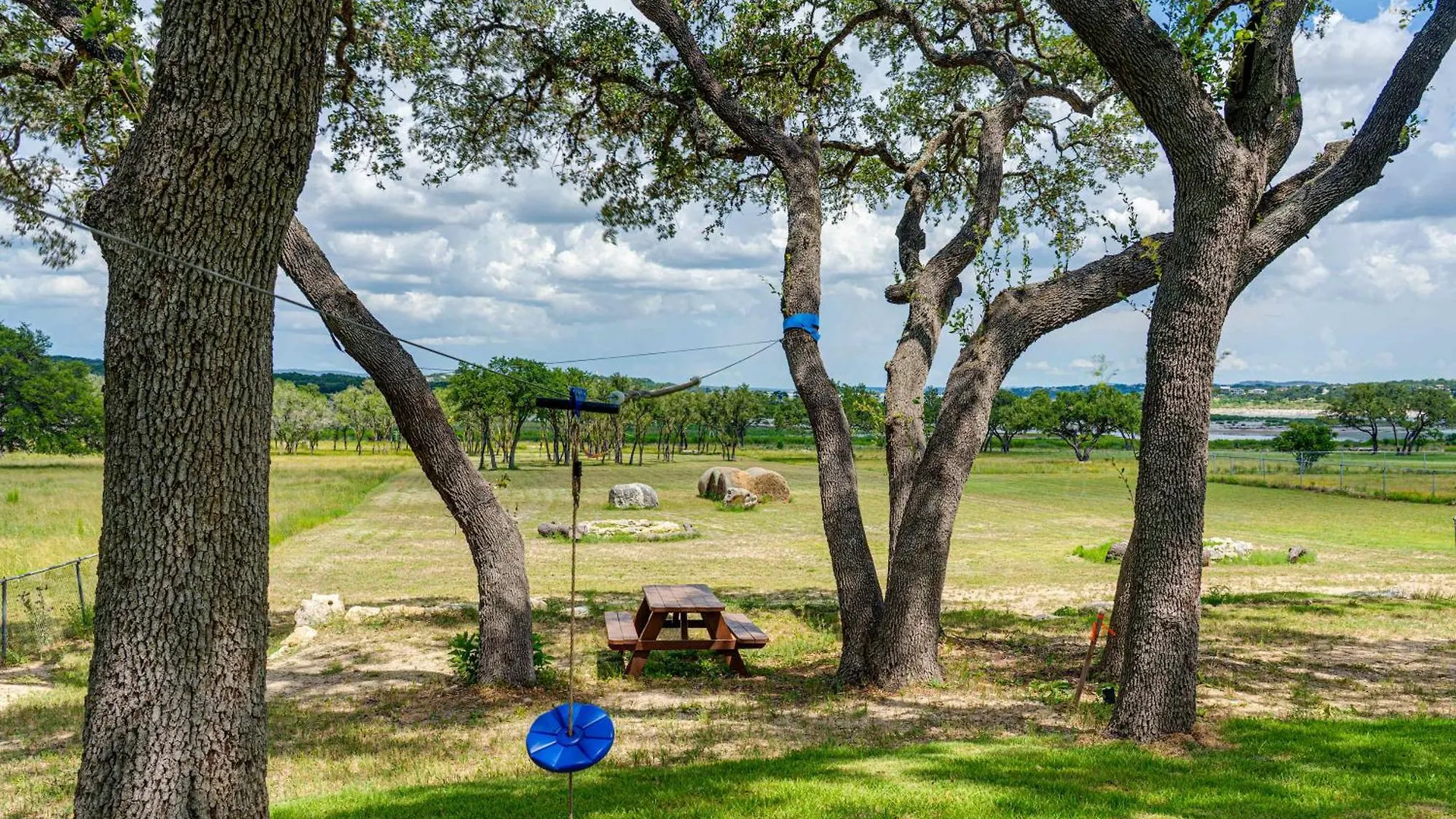 Lakeshore 2 - Minutes From בית נופש