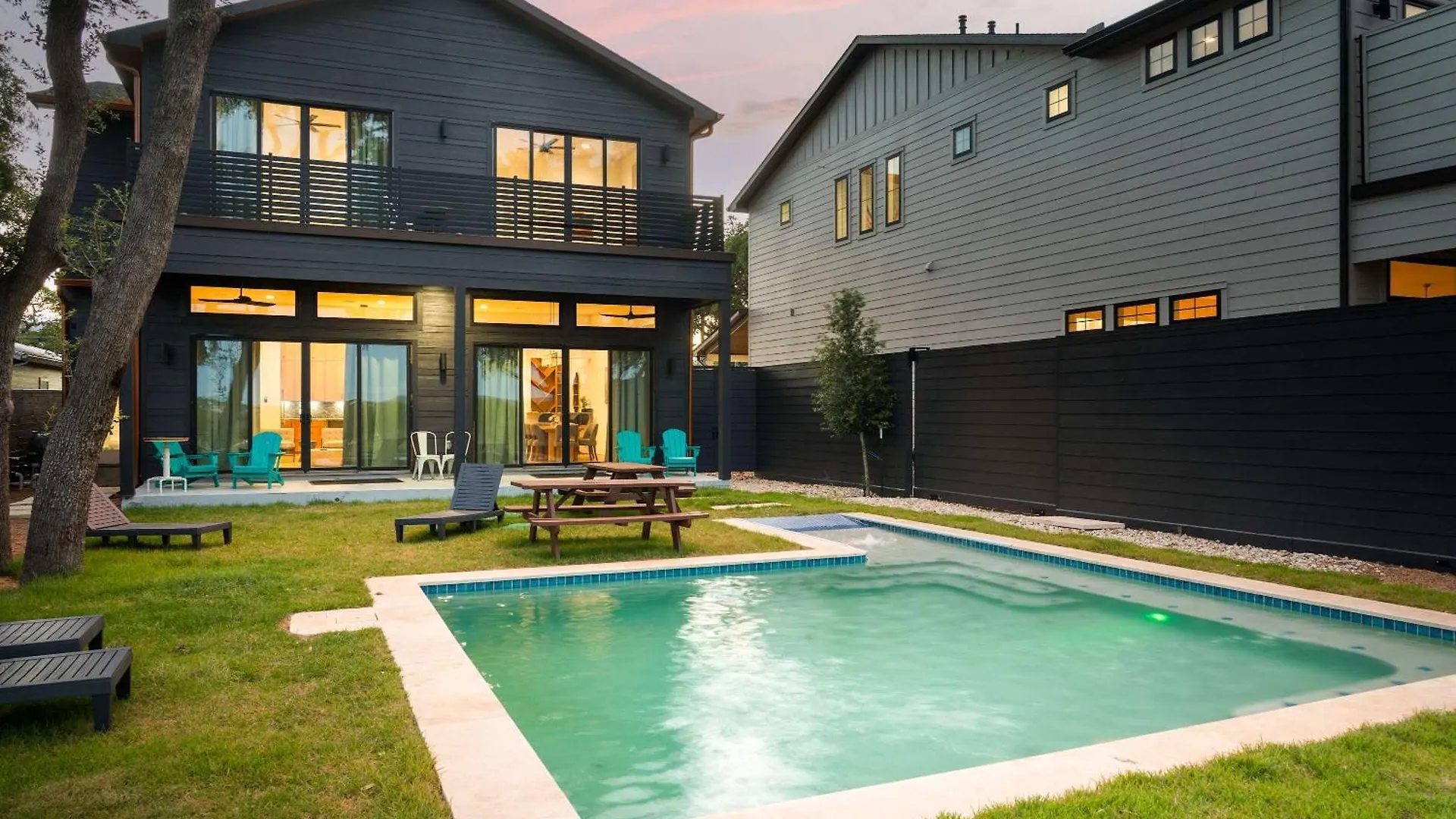 Дом отдыха Lakeshore 1 - Private Pool & Close To