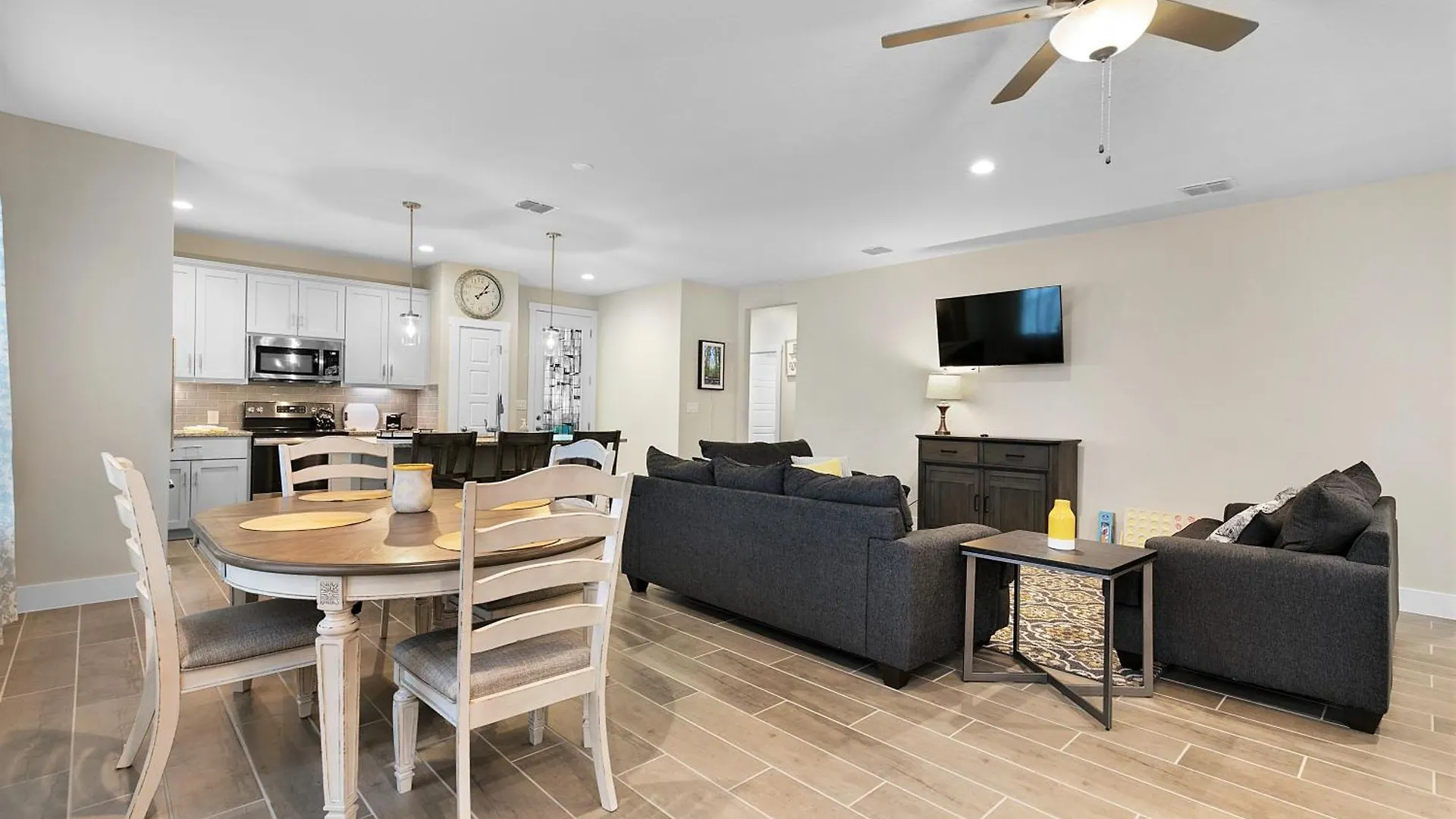 Pristine 3-bedroom Near Canyon Lake! * Canyon Lake