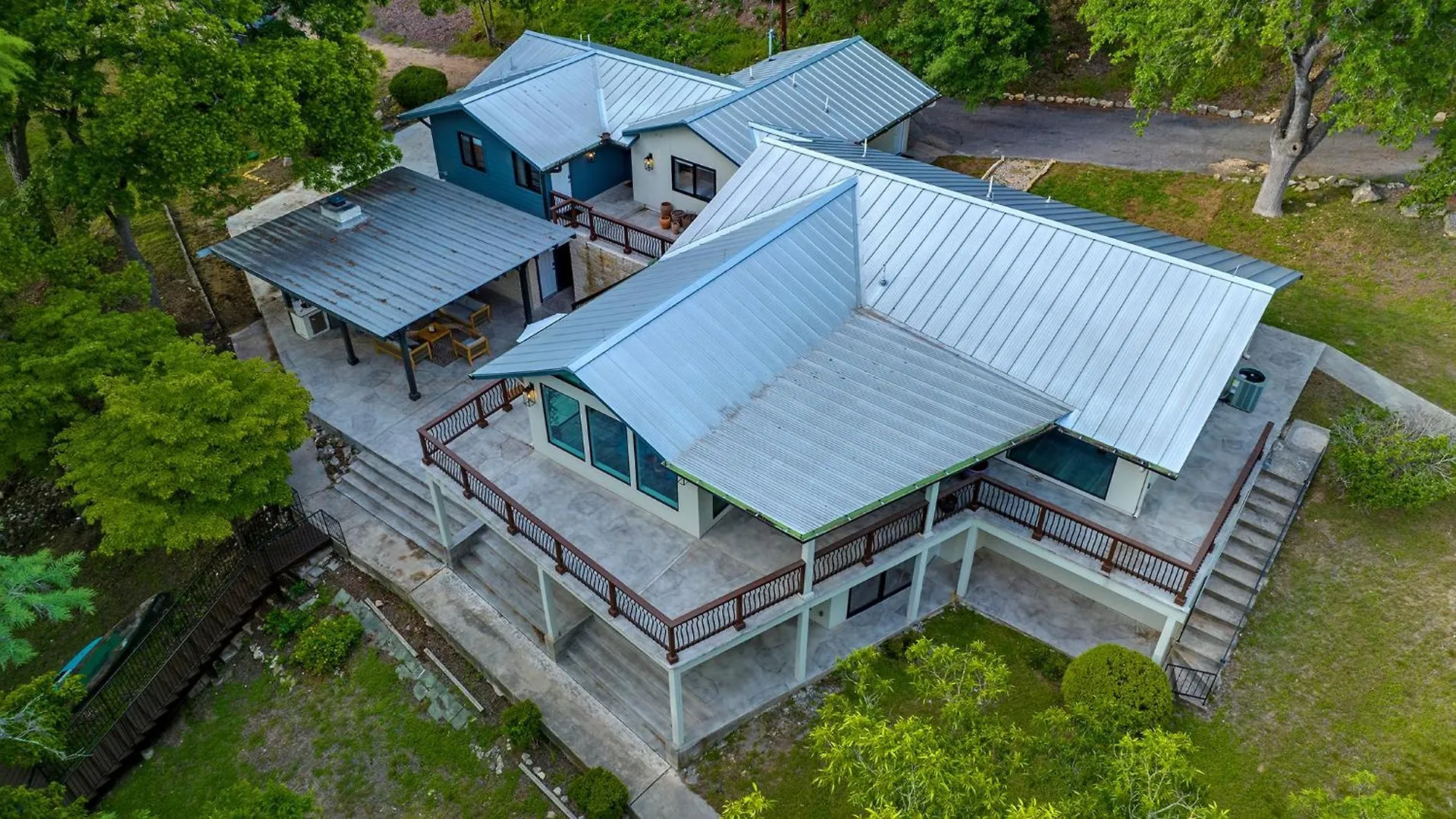 Luxury Riverfront With Firepit & Gameroom! * Canyon Lake