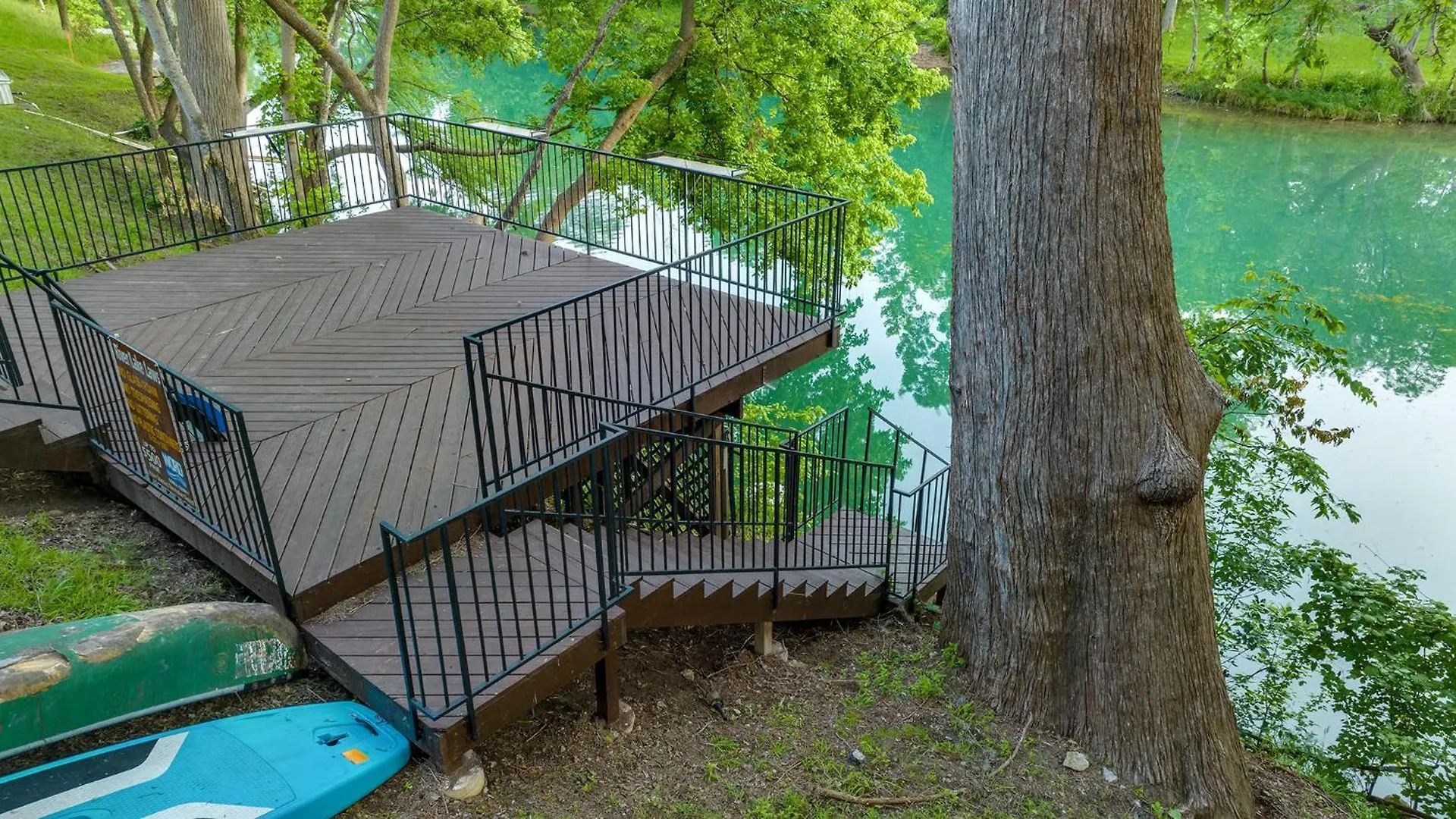 Luxury Riverfront With Firepit & Gameroom! * Canyon Lake