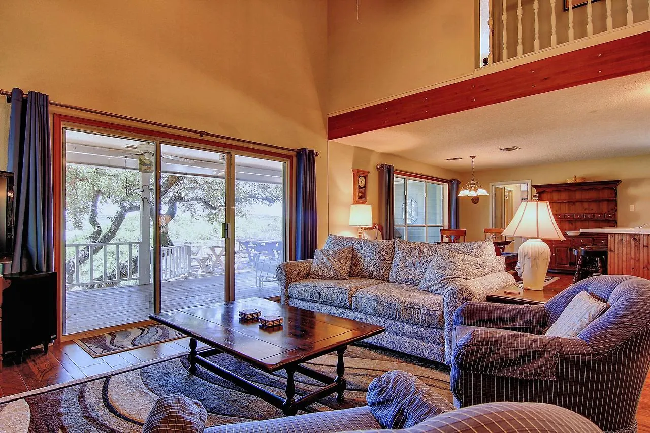 Blue Diamond Retreat Canyon Lake