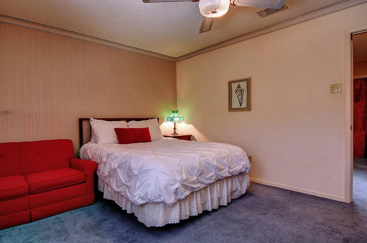 Blue Diamond Retreat Holiday home Canyon Lake